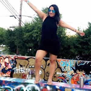 Meet your Posher, Aurora