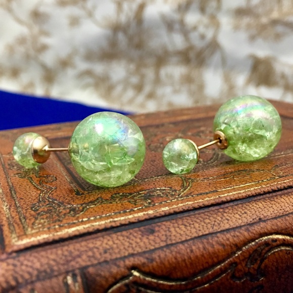 Green Double Stud Earrings - Picture 5 of 5
