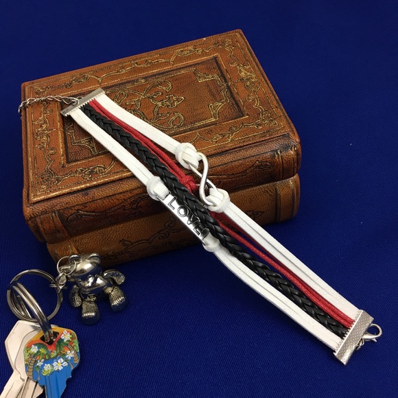 Love Anchor Infinity Bracelet - Picture 3 of 4