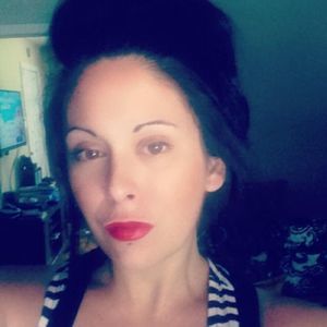 Meet your Posher, Jeri