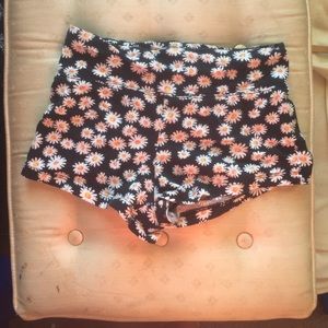 Flower shorts