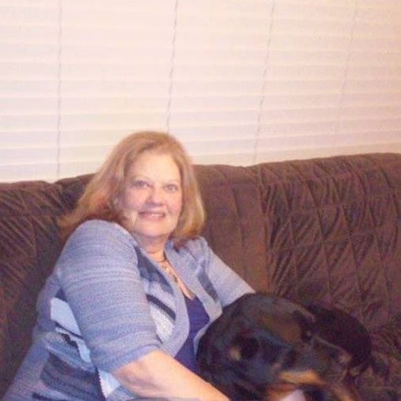 Meet your Posher, Cora - Picture 1 of 1