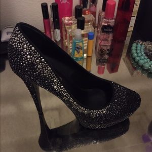 Meet your Posher, Sara