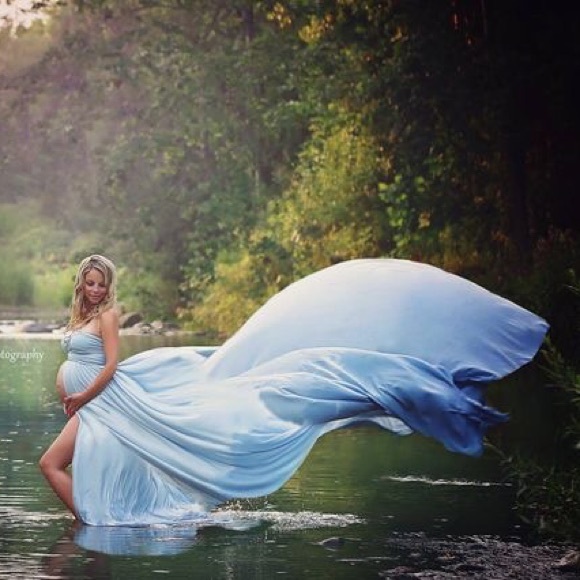 ISO maternity gown