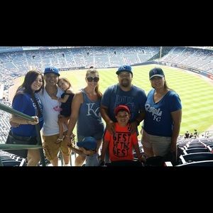 Meet your Posher, Tara