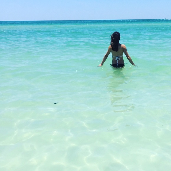 Meet your Posher, Quyen - Picture 1 of 1