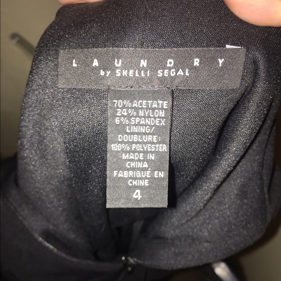 Little black dress - Picture 4 of 4