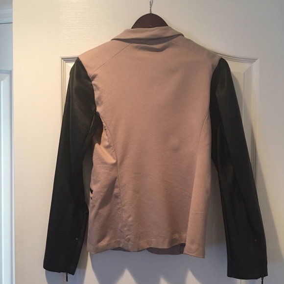 Armani exchange taupe and black blazer - Picture 2 of 4