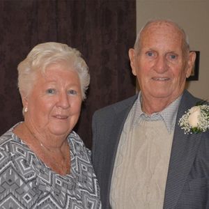 Meet your Posher, Regina