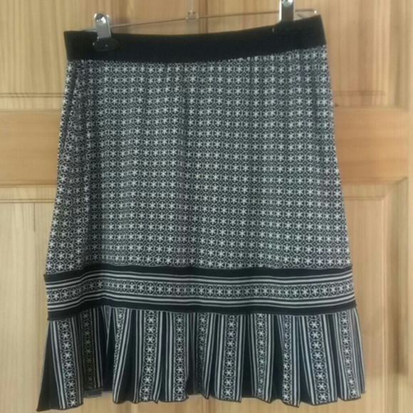 Flirty Printed A-Line Skirt
