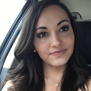 Meet your Posher, Olivia