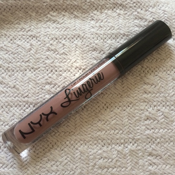 NYX matte lippie for Monica 😊