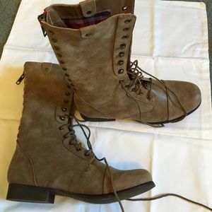 Authentic Madden Girl by Steve Madden boots