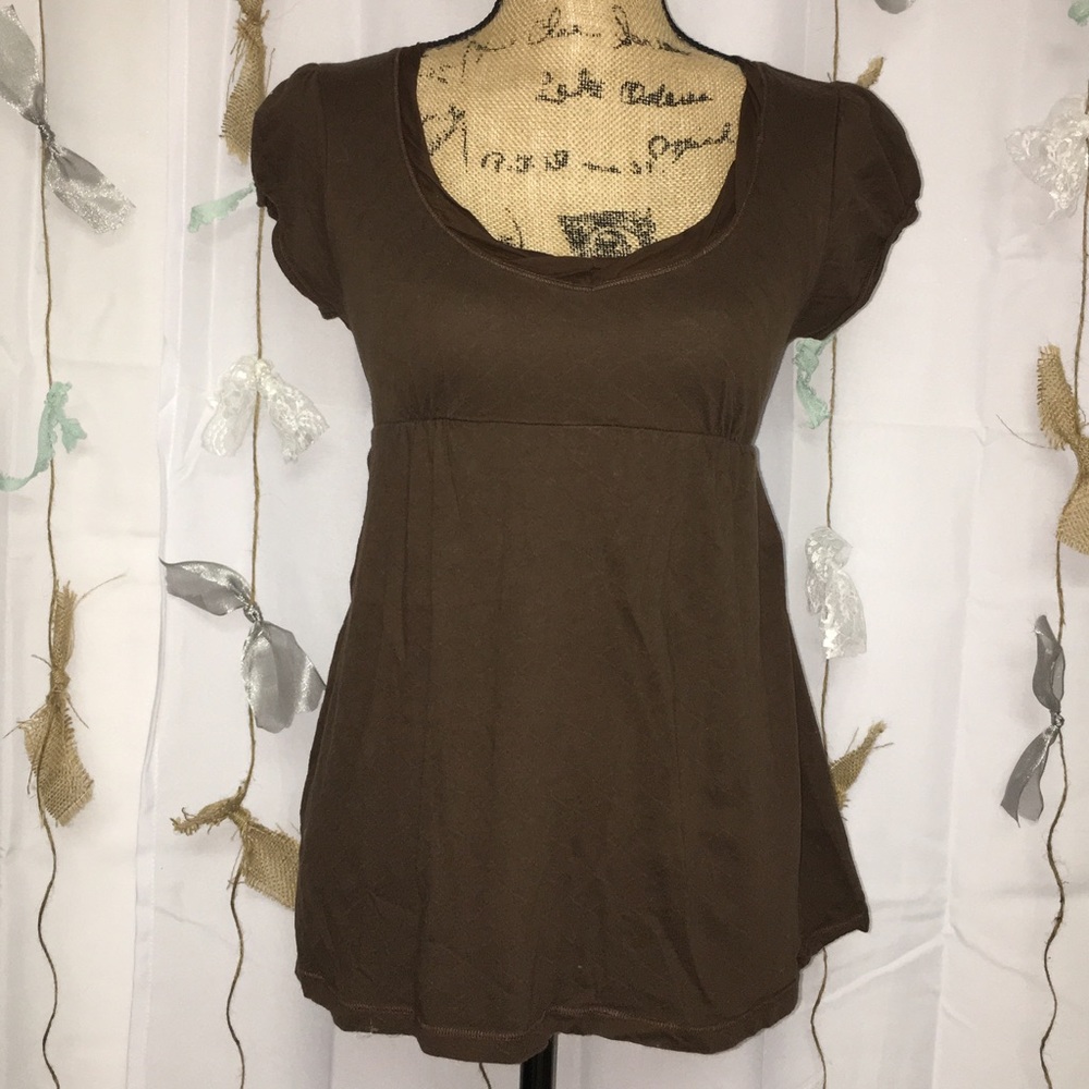 Brown baby doll tee