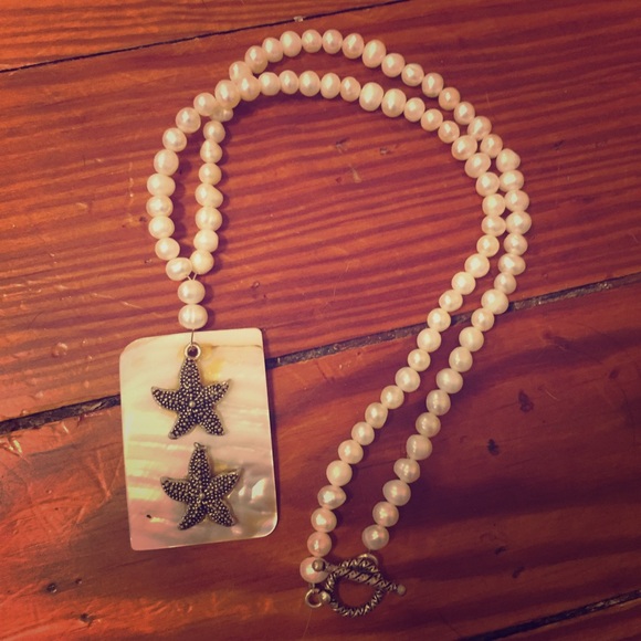 Beachy pearl and starfish necklace