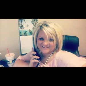 Meet your Posher, Angela