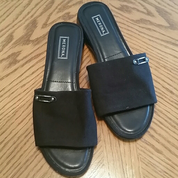 Merona Black Sandals