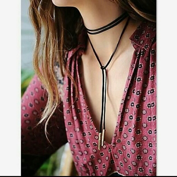 Black vegan leather choker wrap tie necklace - Picture 2 of 3