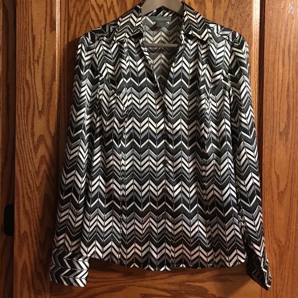 Ann Taylor not loft Fitted blouse