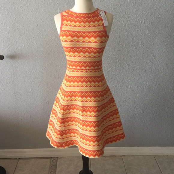 Herve Leger Dresses & Skirts - NWT Stretta Southwestern Dress