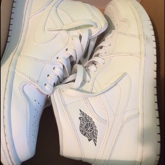Nike Air Jordan 1