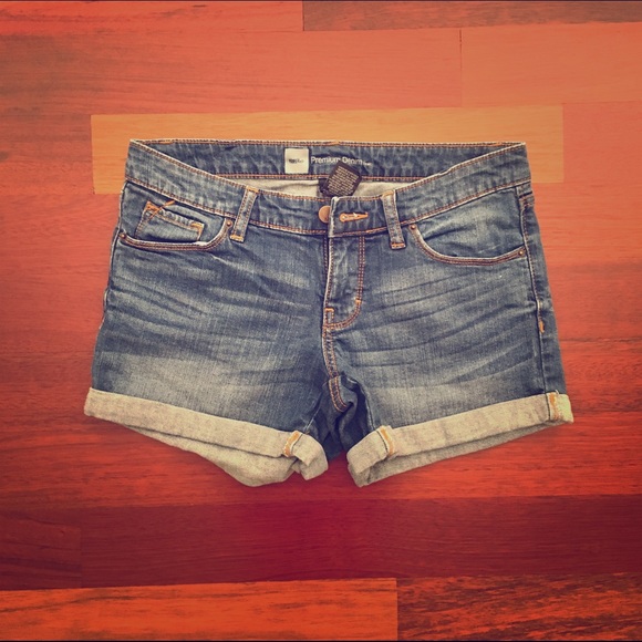 Denim shorts - Picture 1 of 2
