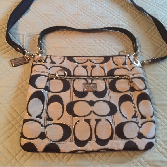 Genuine COACH shoulder bag/crossbody bag