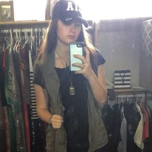 Meet your Posher, Jaclyn