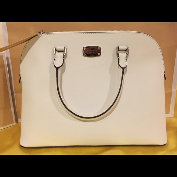 MICHAEL Michael Kors Handbags - 🚫SOLD🚫Michael Kors Cindy Satchel and Wallet Set