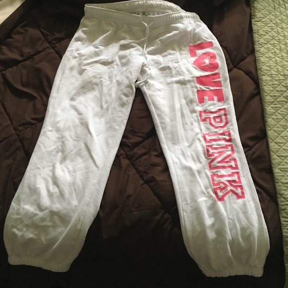 Love pink Capri length sweats