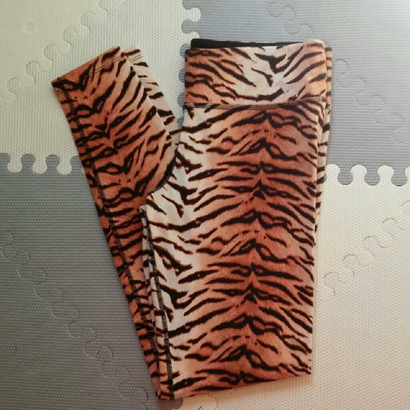 RARE HTF 🆚PINK Ultimate Tiger Leggings