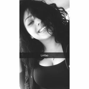 Meet your Posher, Denise