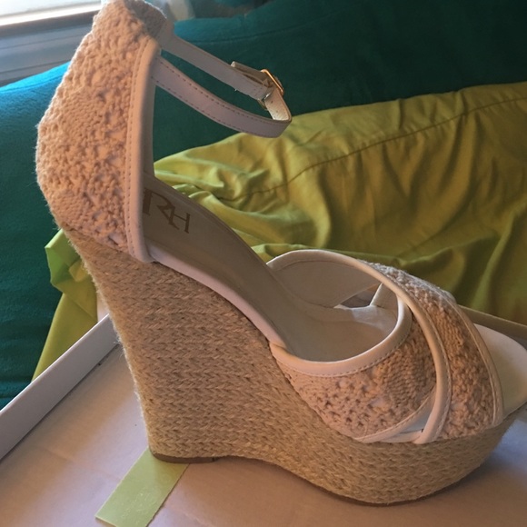 High heels - Picture 2 of 3