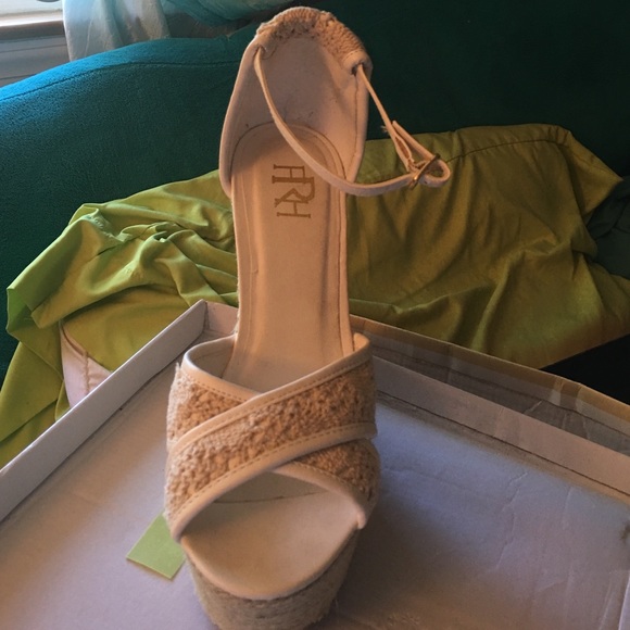 High heels - Picture 3 of 3