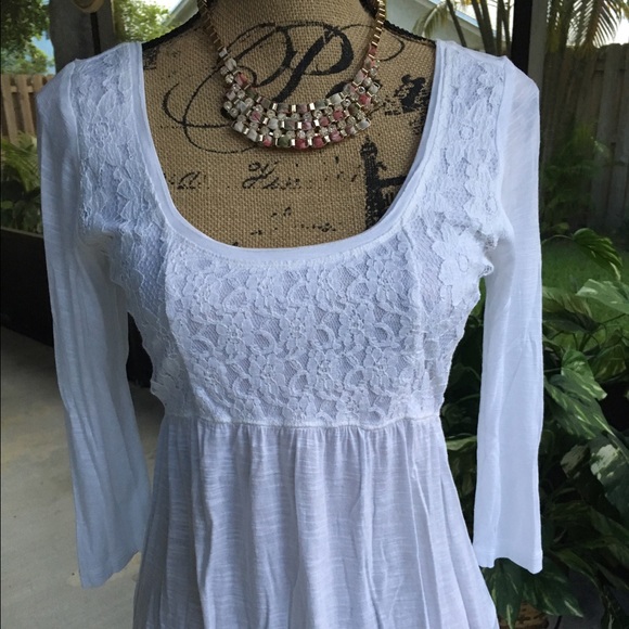 Hollister Tops - 🌺HOLLISTER 3/4 sleeve HI/LOW SHIRT🌺HOST PICK❣❣❣