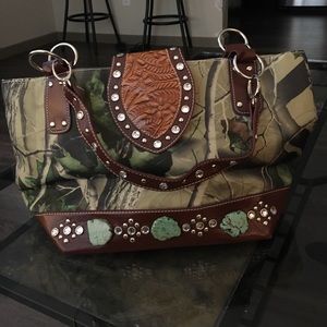 Camouflage purse