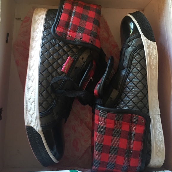 Pastry shoes - Picture 1 of 2