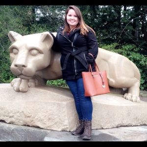 Meet your Posher, Emily