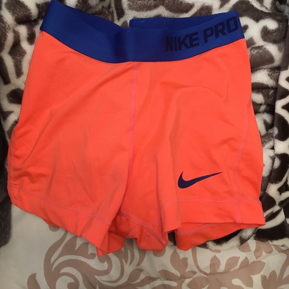Nike pro spandex