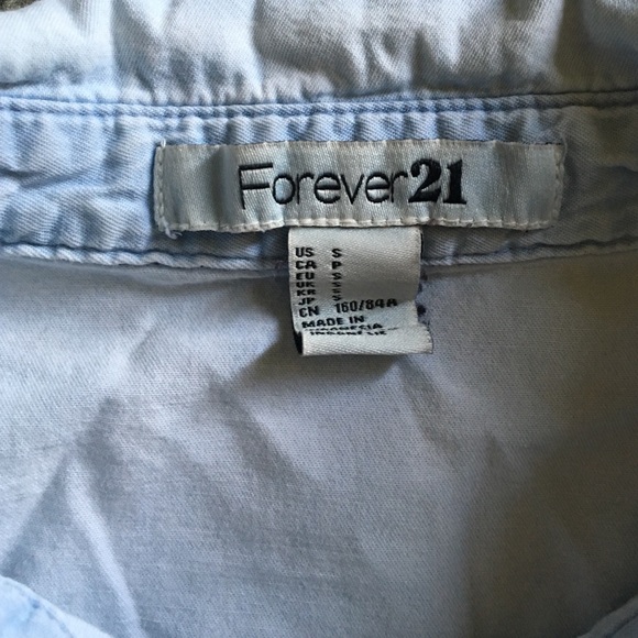 Light blue button down - Picture 2 of 4