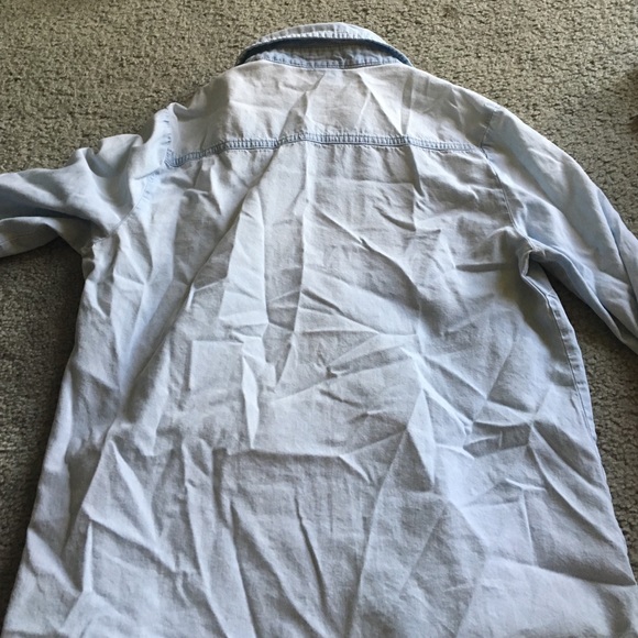 Light blue button down - Picture 4 of 4