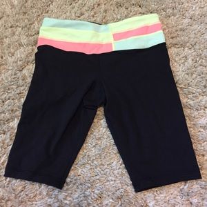 Lululemon size 4 compression shorts