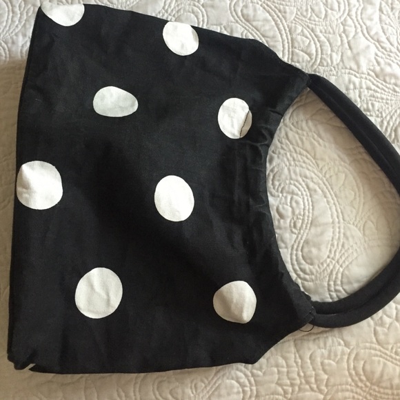 Tote bag with embroidered "H" on front! - Picture 4 of 4