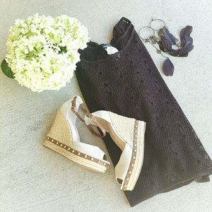 Summer flowy chocolate shirt