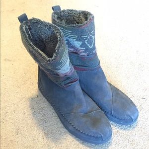 Women's TOMS Nepal Woven Grey Boots Size 11