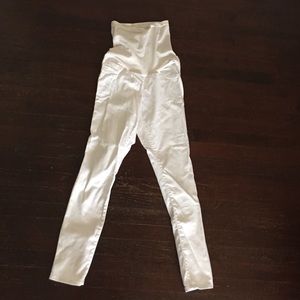 White skinny maternity jeans