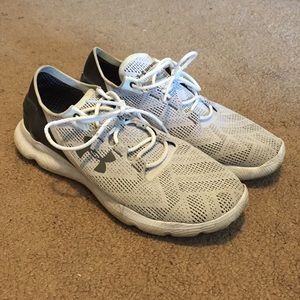 Women's UA Apollo Speedform Running Shoe Size 11