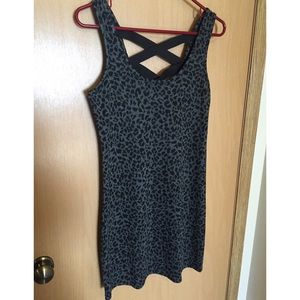 🐯 Grey Leopard Print Dress