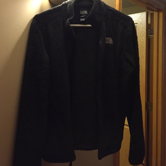 North face fuzzy fleece jacket