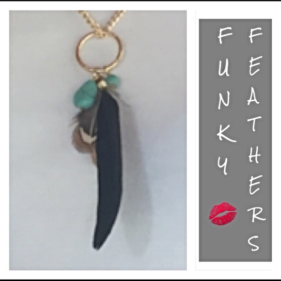 Gold Funky Boho Feathers Layered Necklace sold - Picture 3 of 3